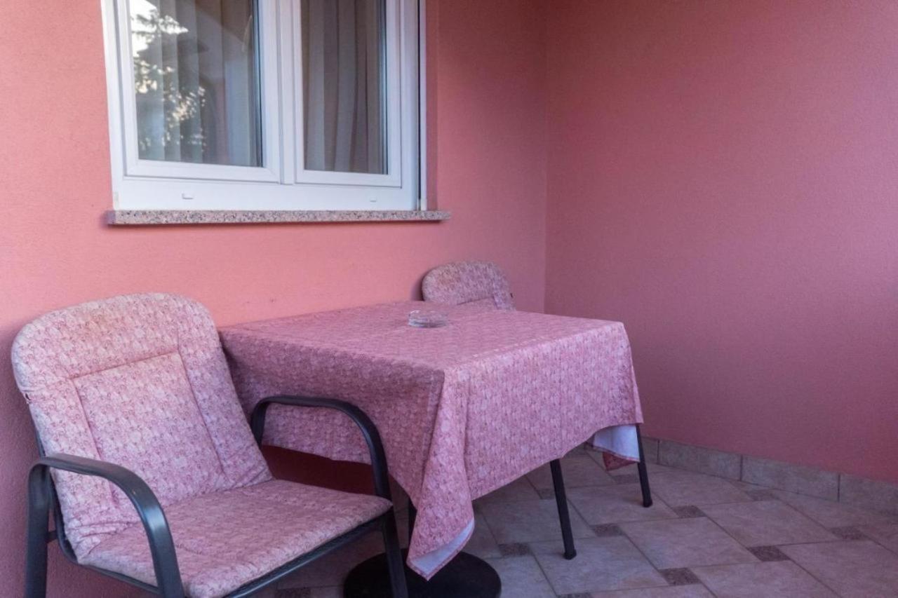 Apartments And Rooms Villa Chiara กรินิตซา ภายนอก รูปภาพ