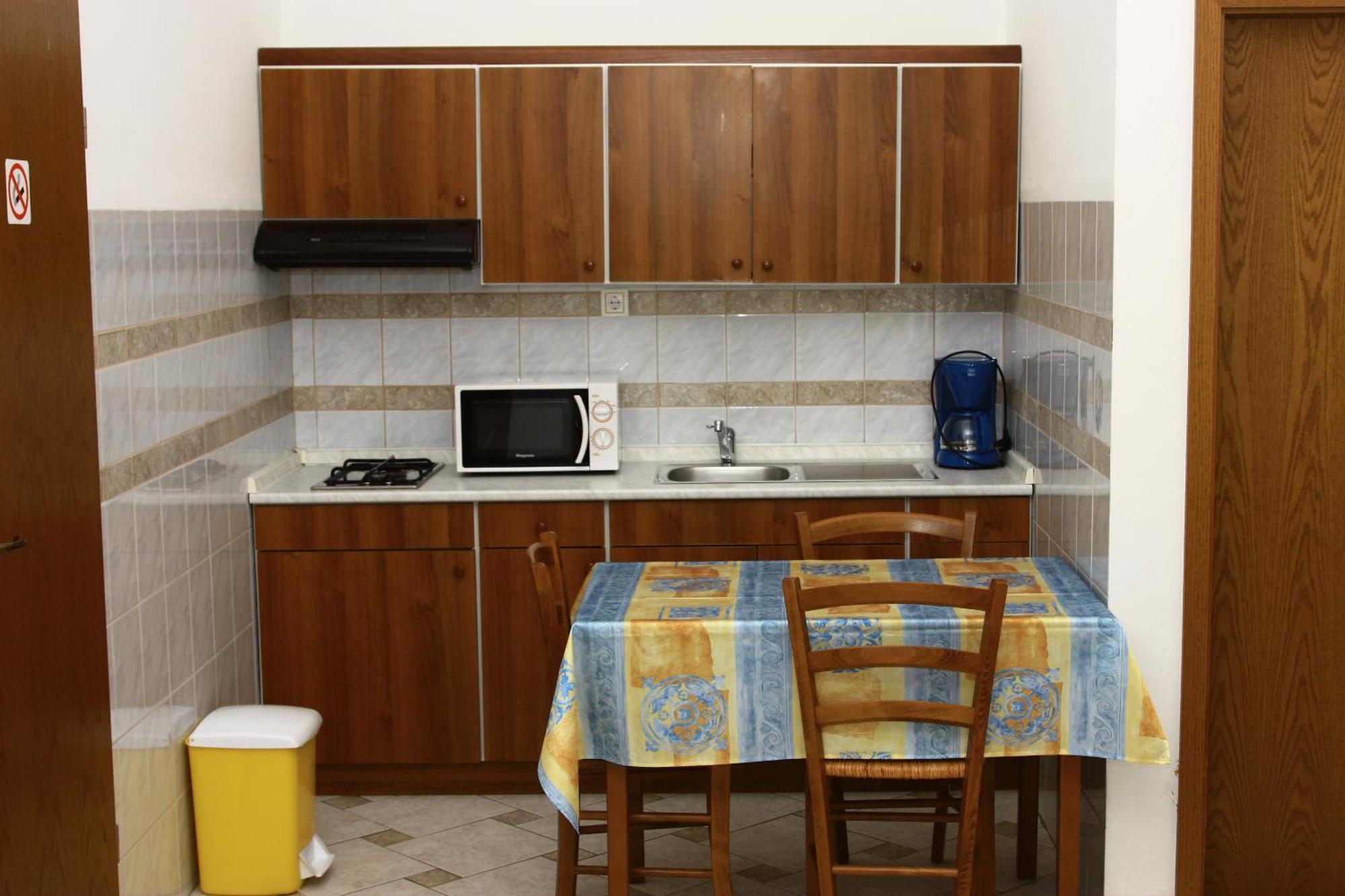 Apartments And Rooms Villa Chiara กรินิตซา ภายนอก รูปภาพ