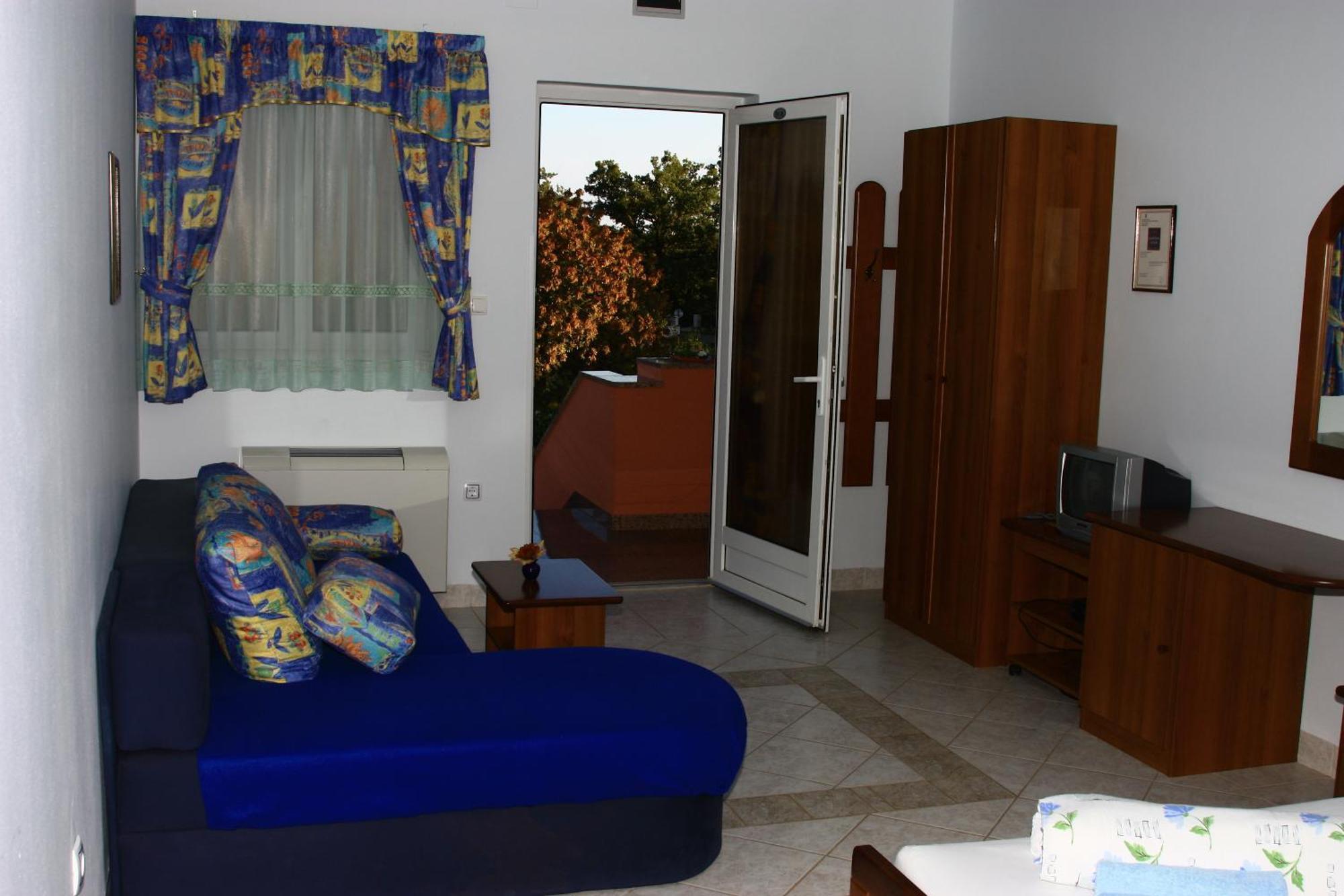 Apartments And Rooms Villa Chiara กรินิตซา ภายนอก รูปภาพ