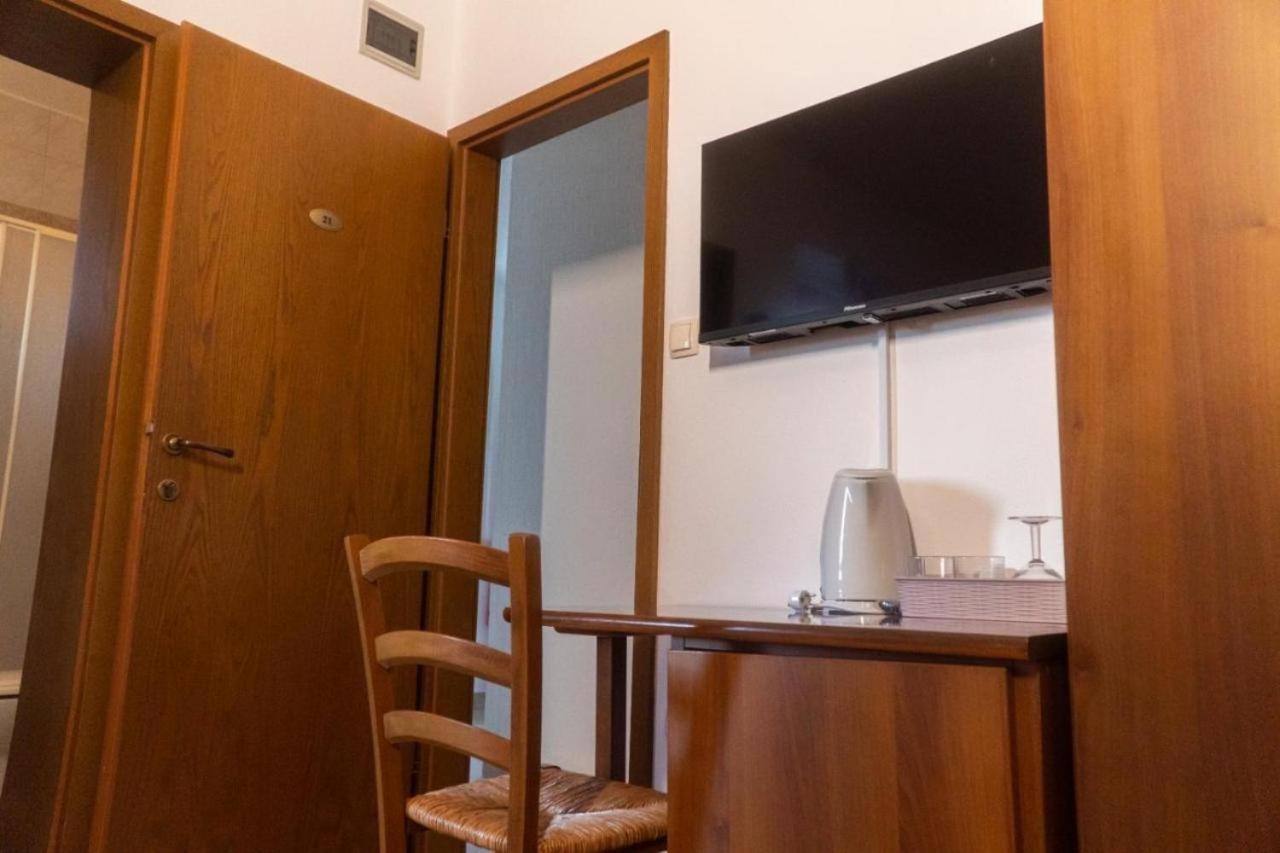 Apartments And Rooms Villa Chiara กรินิตซา ภายนอก รูปภาพ